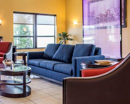 Hotel Comfort Inn And Suites Franklin