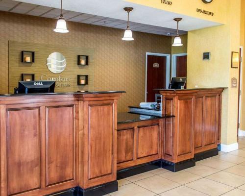 Hotel Comfort Inn And Suites Franklin