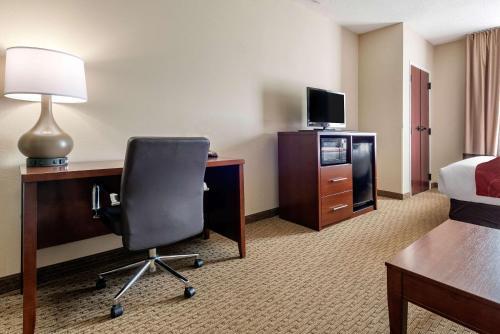 Hotel Comfort Suites Cincinnati Airport