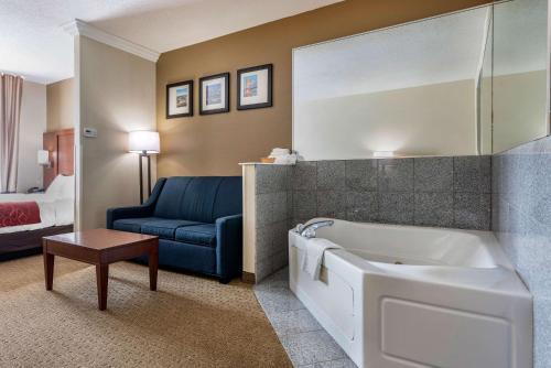 Hotel Comfort Suites Cincinnati Airport