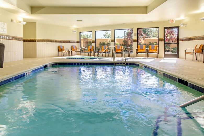 Hotel Courtyard By Marriott Lexington Keeneland/airport