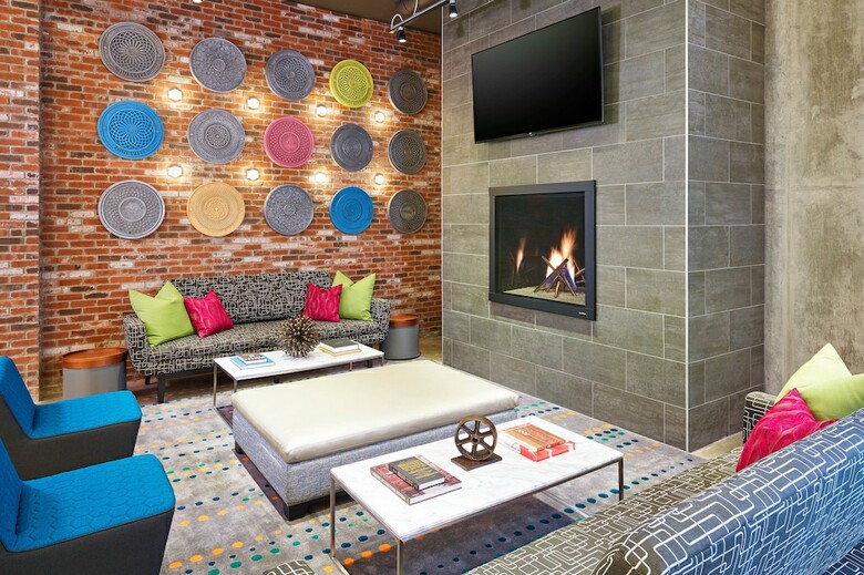 Hotel Aloft Louisville Downtown