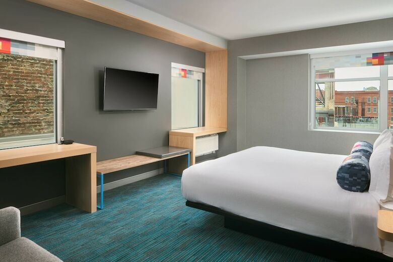 Hotel Aloft Louisville Downtown