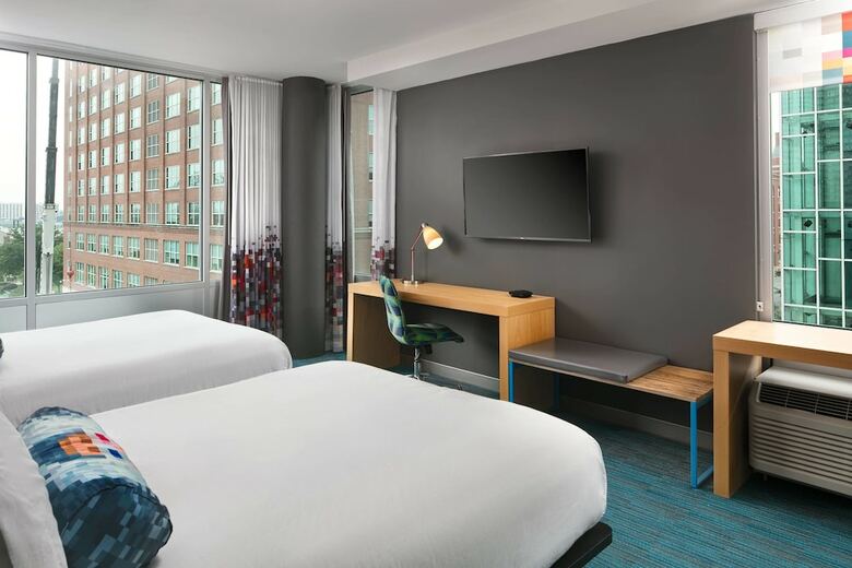 Hotel Aloft Louisville Downtown