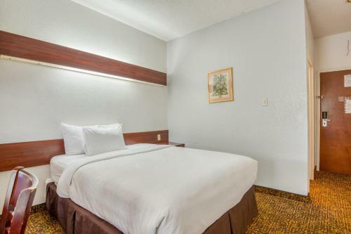 Hotel Microtel Inn And Suites