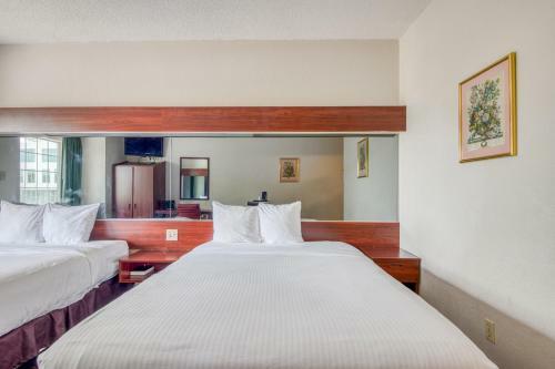 Hotel Microtel Inn And Suites