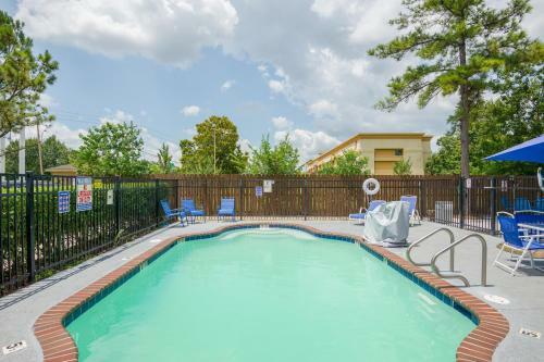 Hotel Microtel Inn And Suites
