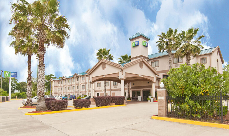 Holiday Inn Express Hotel And Suites Lake Charles