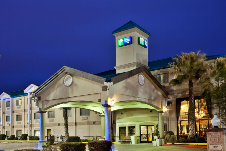 Holiday Inn Express Hotel And Suites Lake Charles