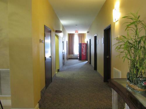 Hotel Baymont By Wyndham Marrero
