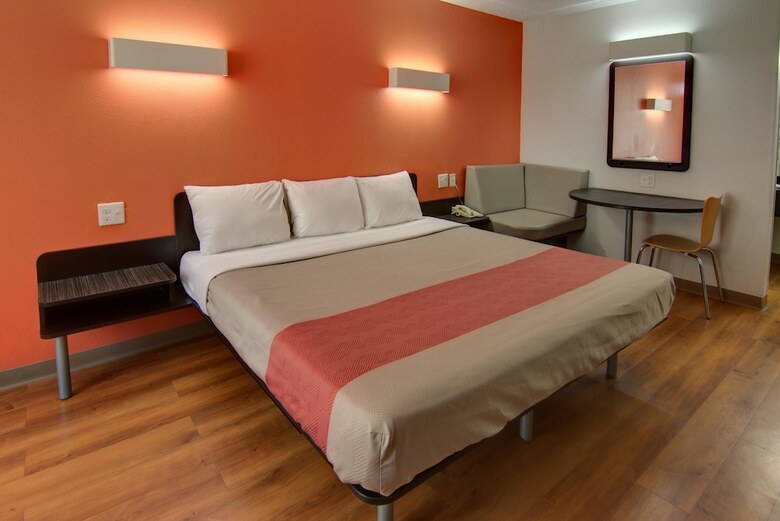 Motel 6 West Monroe