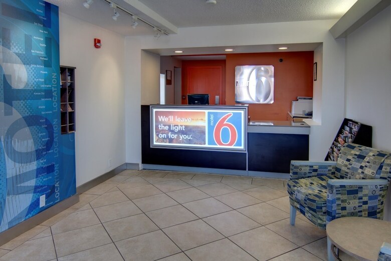 Motel 6 West Monroe