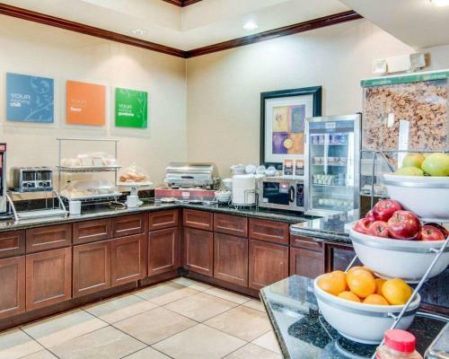 Hotel Comfort Suites Shreveport