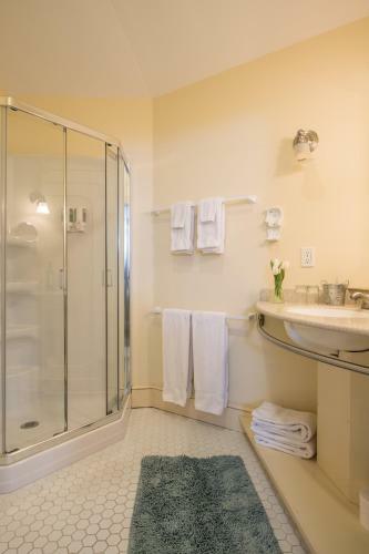 Bed & Breakfast Mira Monte Inn & Suites