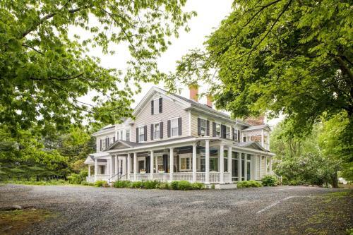 Bed & Breakfast Mira Monte Inn & Suites