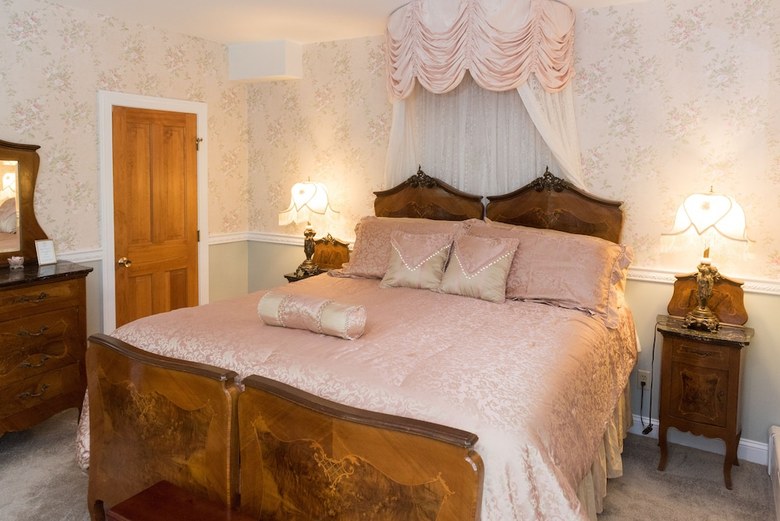 Bed & Breakfast Cleftstone Manor