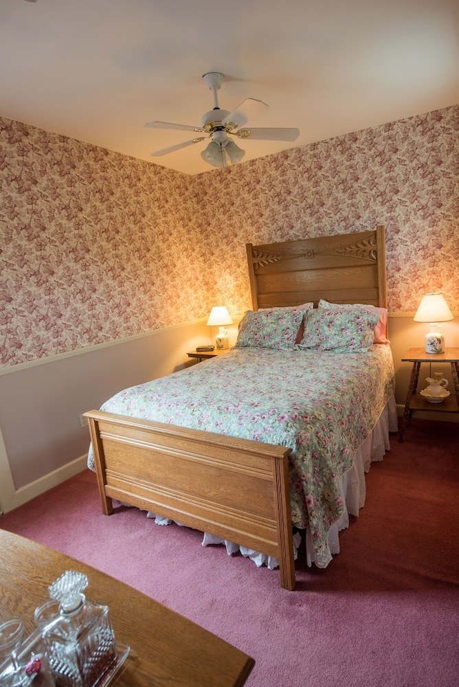 Bed & Breakfast Cleftstone Manor