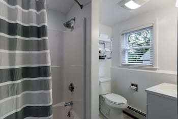 Motel Kittery Inn & Suites