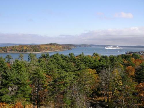 Bluenose Inn - Bar Harbor Hotel
