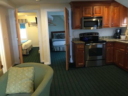 Sea Cliff House Motel