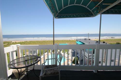 Sea Cliff House Motel