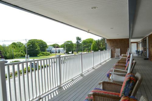 Hotel Seafarer Condominium Resort