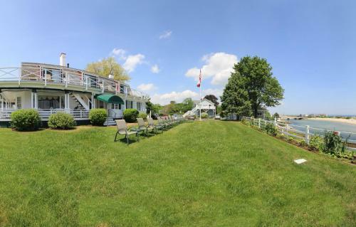 Bed & Breakfast Terrace By The Sea