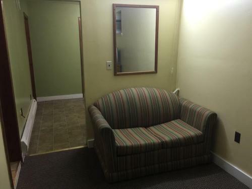 Brookside Motel