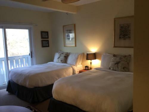 Posada The Beach Rose Inn