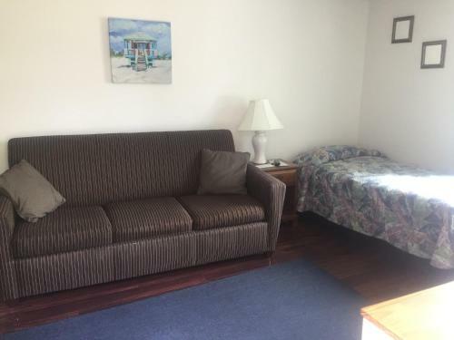 Ne'r Beach Motel