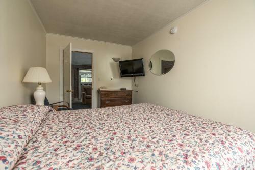 Ne'r Beach Motel