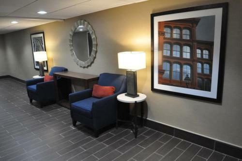 Merit Hotel & Suites