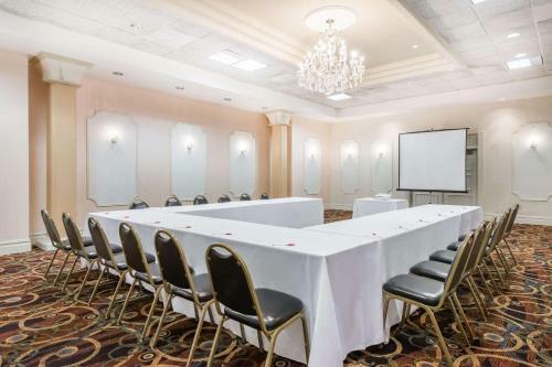 Hotel Ramada Bwi Airport