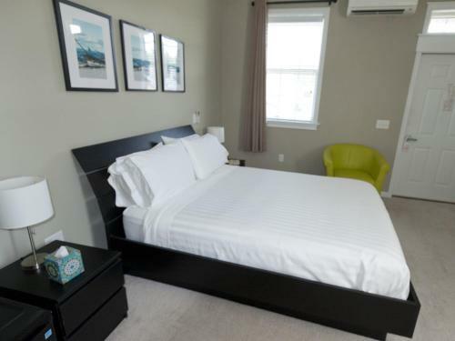 Hotel Haven Point Inn