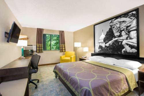 Super 8 Motel Waldorf