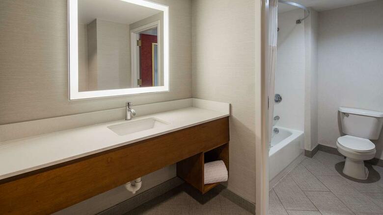Hotel Best Western Plus Roundhouse Suites Boston