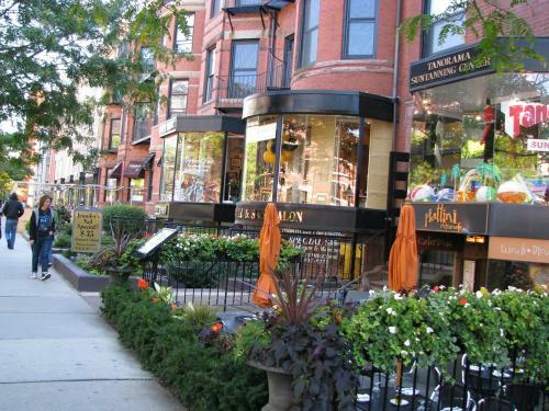 Apartamento 304 Newbury Street By Thatch