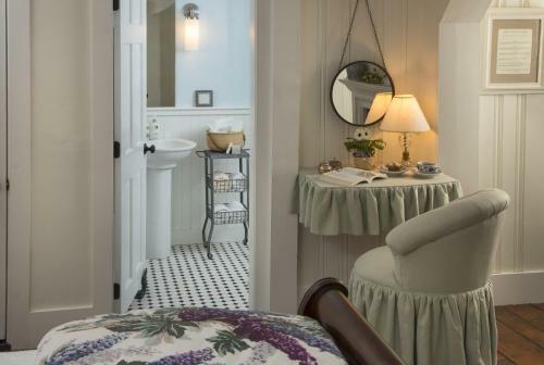 Bed & Breakfast Chatham Gables Inn