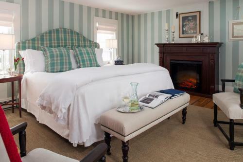 Bed & Breakfast Chatham Gables Inn