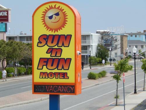 Sun 'n Fun Motel