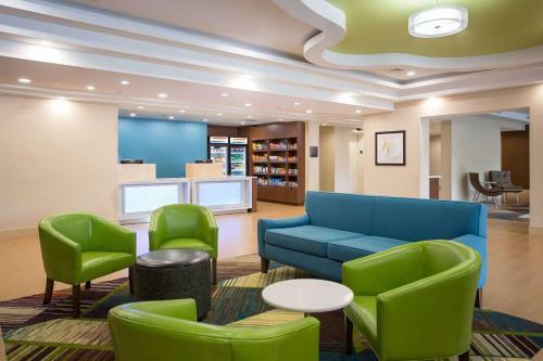 The North Shore Hotel