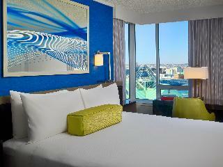 Hotel Royal Sonesta Boston