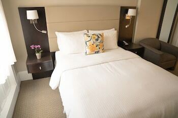 Hostal Newbury Guest House