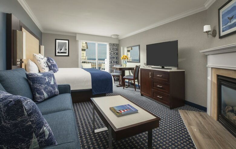 Hotel Nantasket Beach Resort
