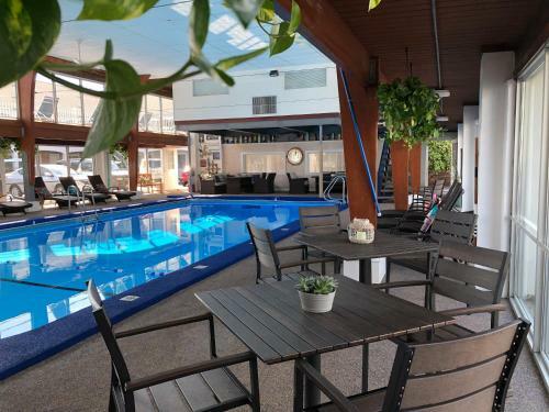 Hyannis Inn Motel