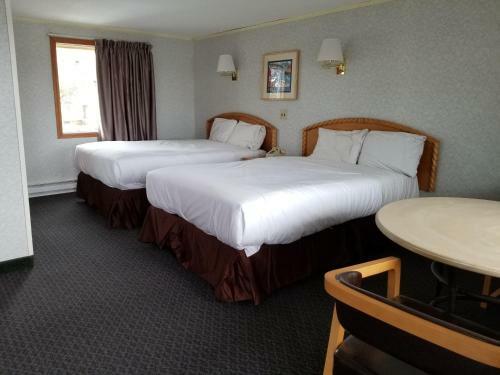 Motel America's Best Value Inn & Suites/hyannis