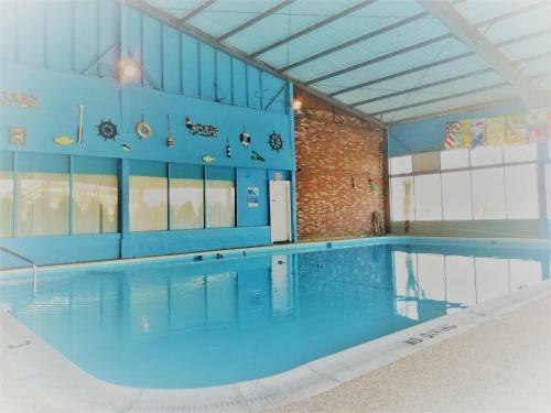 Motel America's Best Value Inn & Suites/hyannis