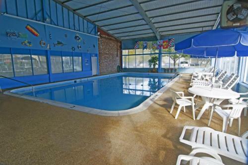 Motel America's Best Value Inn & Suites/hyannis