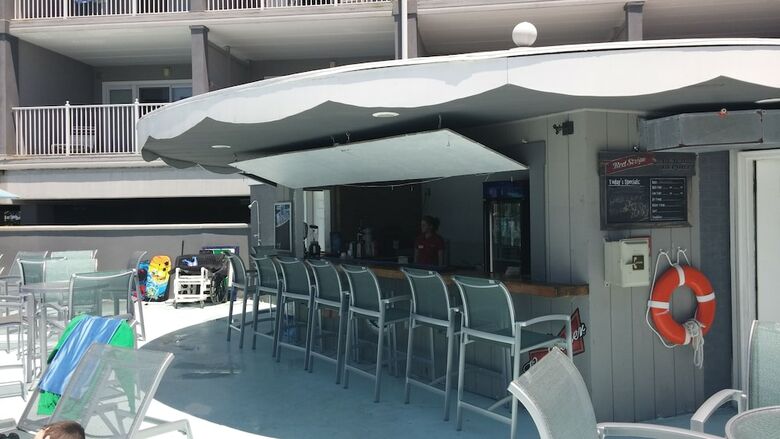 Commander Hotel