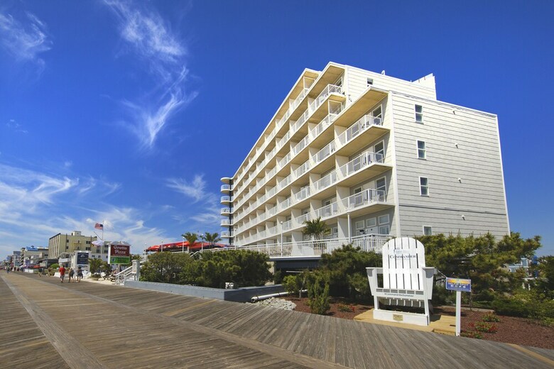 Commander Hotel